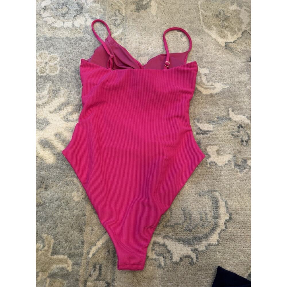 Beach Riot Annalisa Textured One-Piece Swimsuit Beach Riot Raspberry - Picture 13 of 16